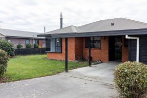 Cute as a button. Cosy home in Methven